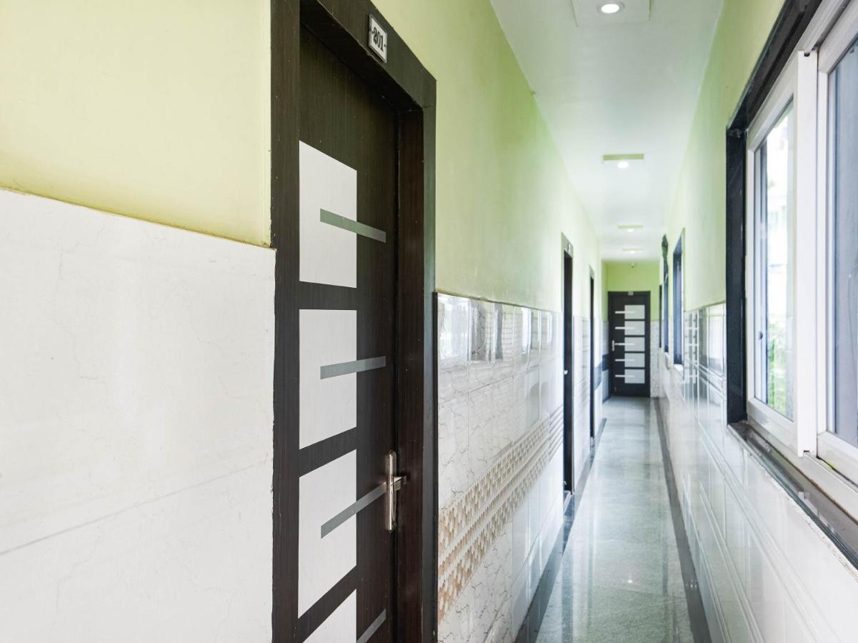 Oyo 74206 Ssr Residency Hotel Visakhapatnam Exterior foto