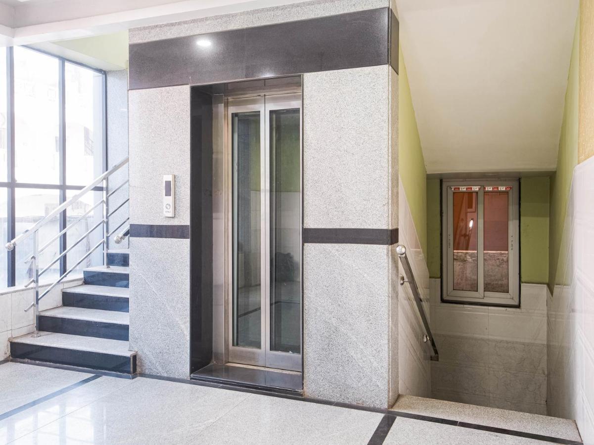 Oyo 74206 Ssr Residency Hotel Visakhapatnam Exterior foto